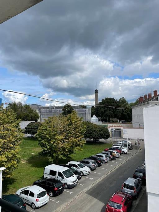 T3 Avec Balcon, Centre-ville Apartamento *